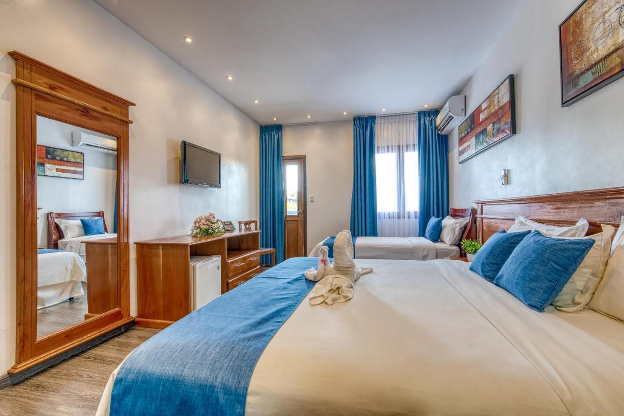 Swans Cay Hotel Bocas Town Ngoại thất bức ảnh