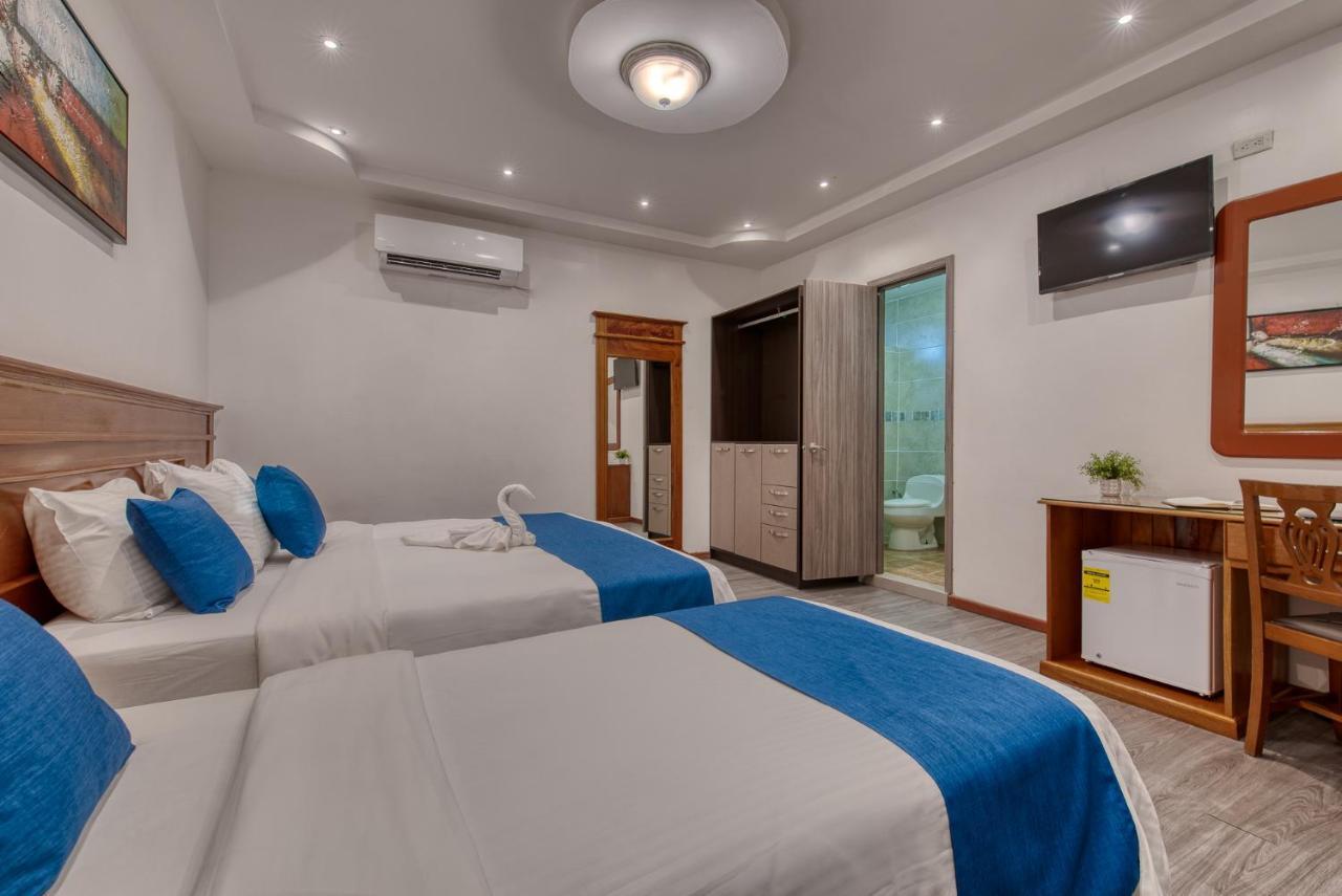 Swans Cay Hotel Bocas Town Ngoại thất bức ảnh