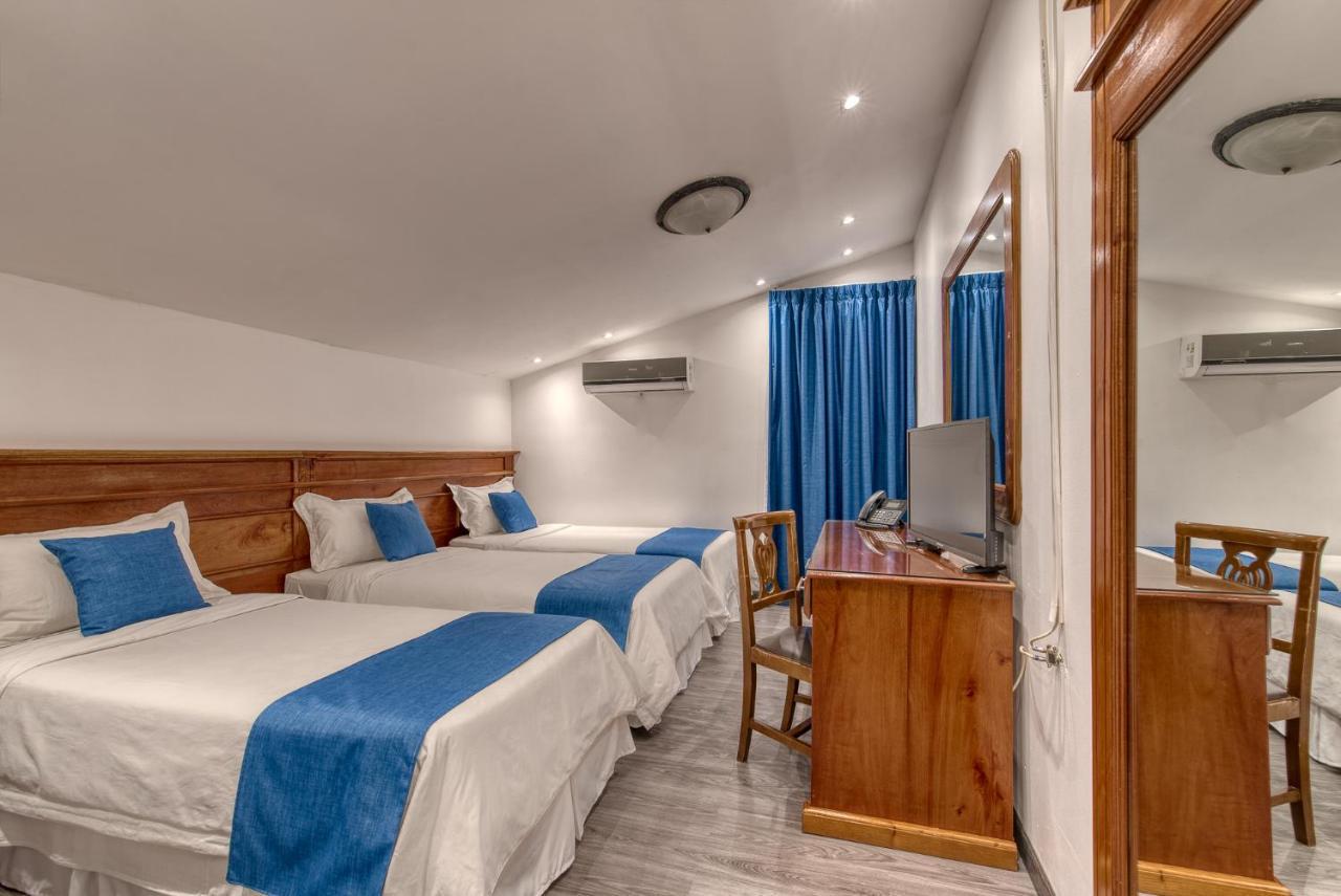 Swans Cay Hotel Bocas Town Ngoại thất bức ảnh