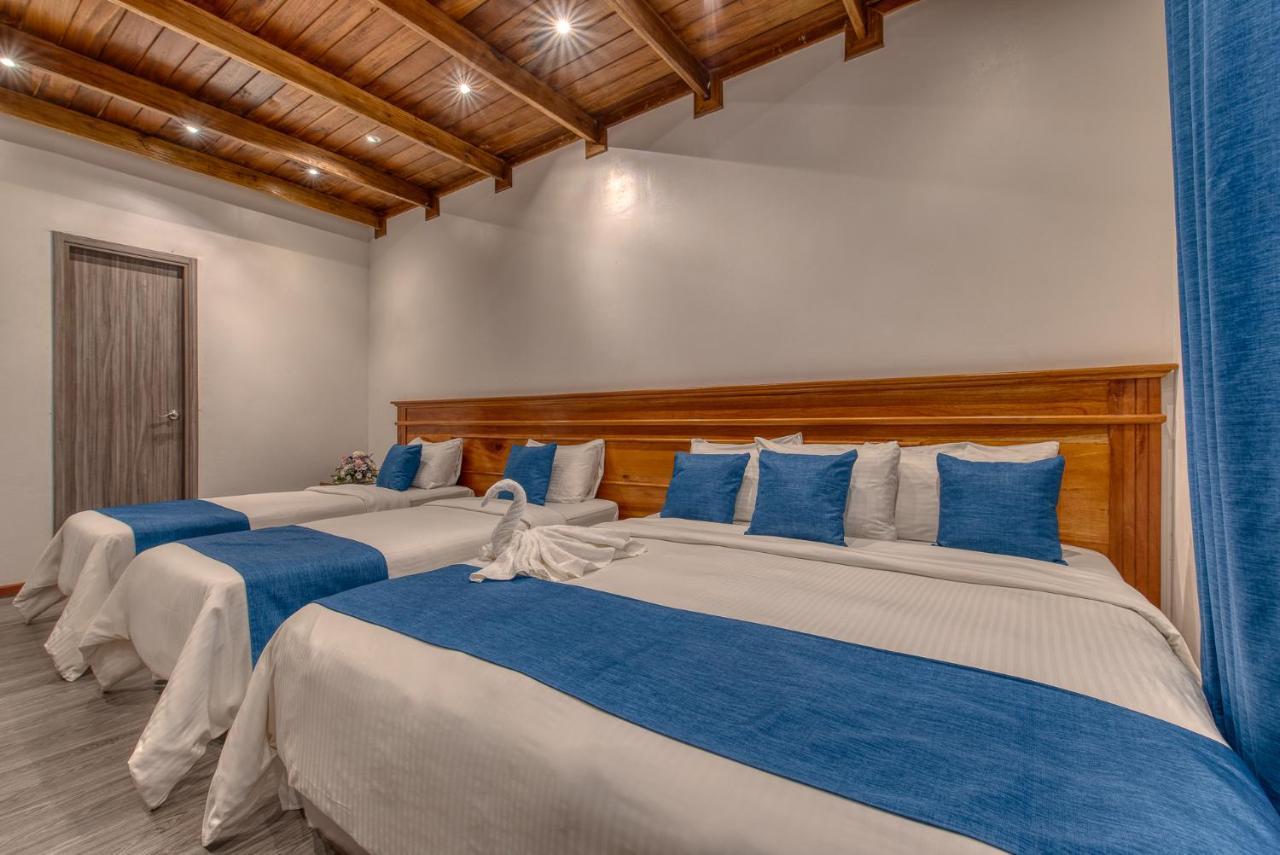 Swans Cay Hotel Bocas Town Ngoại thất bức ảnh