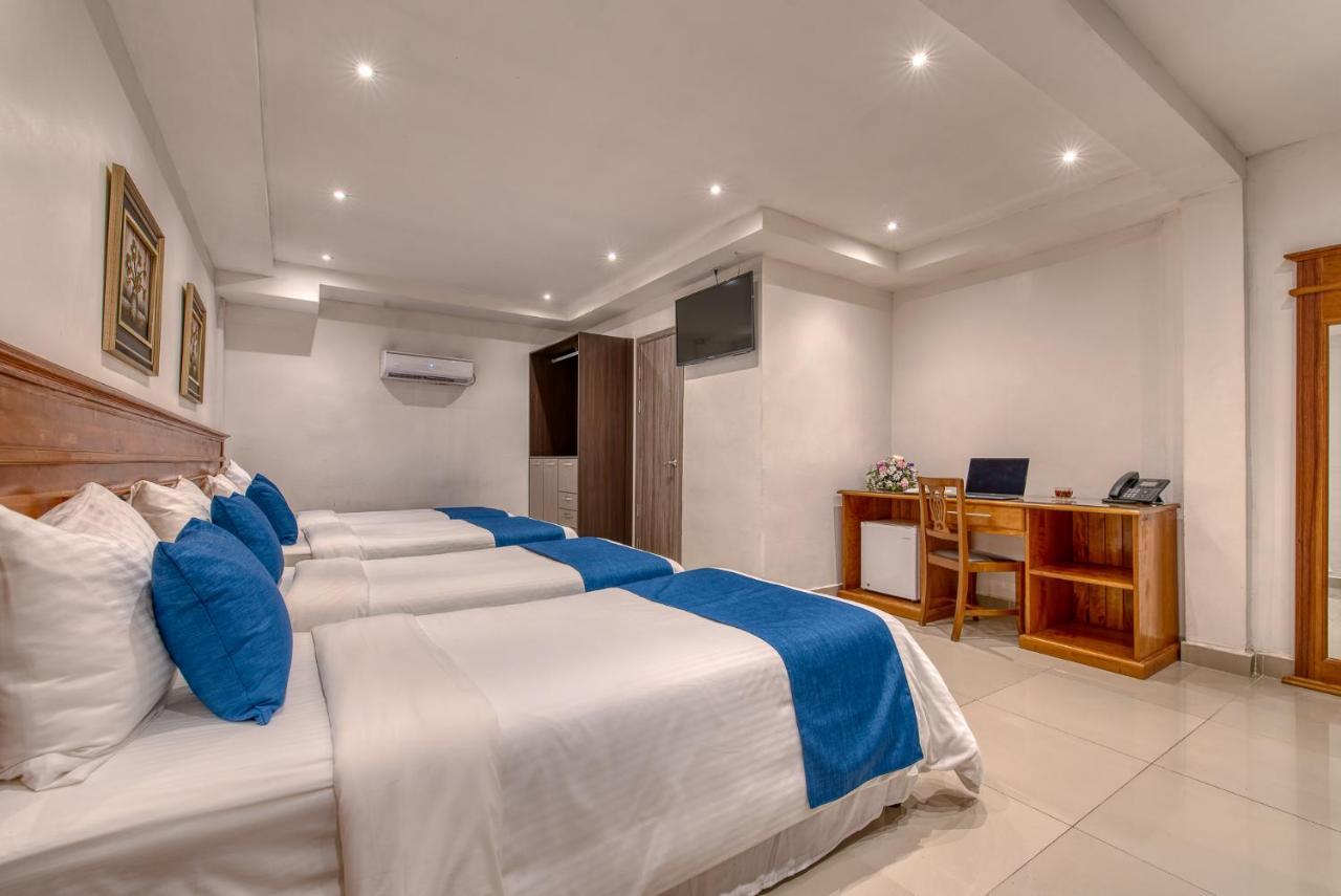 Swans Cay Hotel Bocas Town Ngoại thất bức ảnh