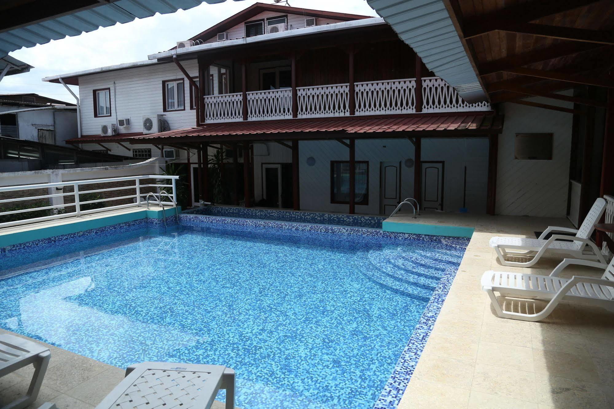 Swans Cay Hotel Bocas Town Ngoại thất bức ảnh